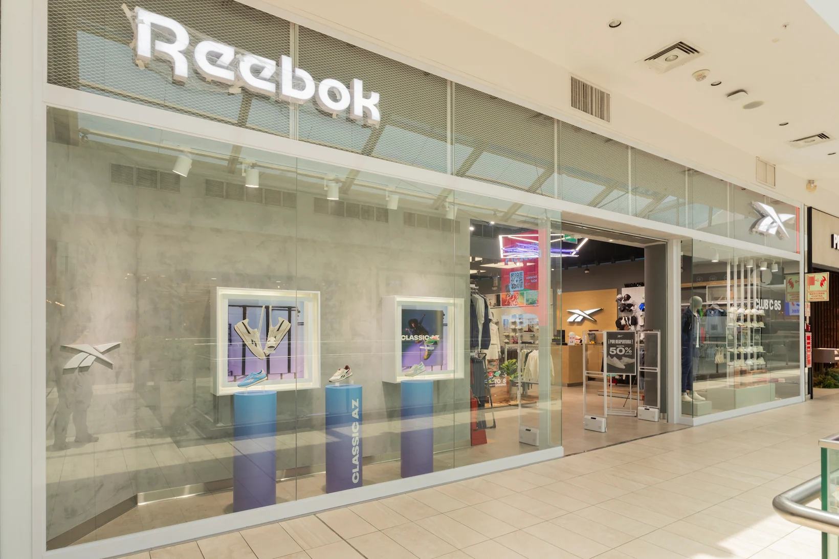 REEBOK